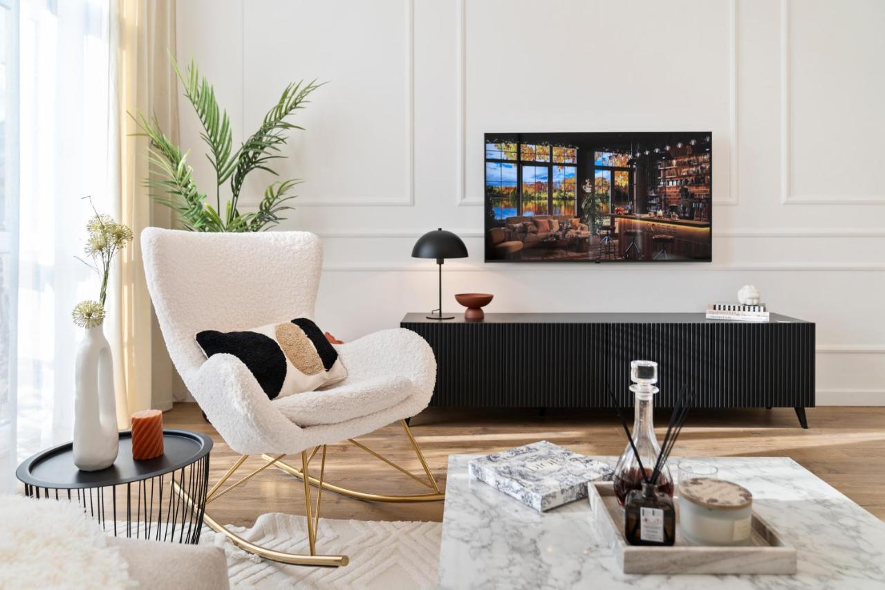 Artelier - Trencianske Teplice Appartement Buitenkant foto