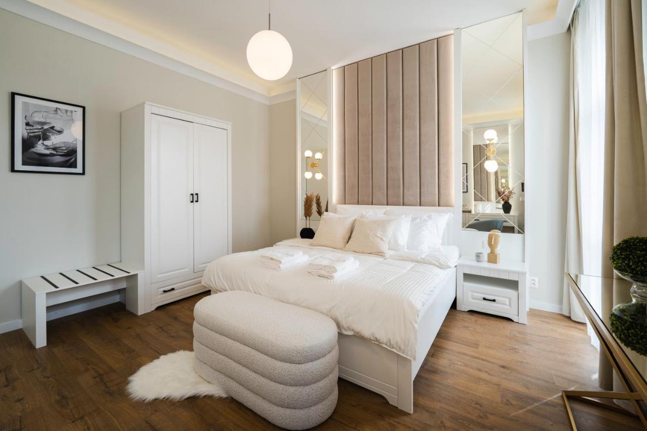 Artelier - Trencianske Teplice Appartement Buitenkant foto
